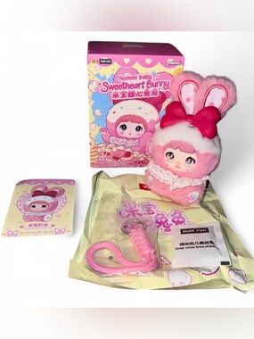 Nommi Sweetheart Bunny Series – Confirmed Strawberry Cream